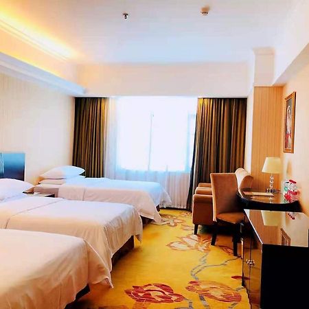 Vienna Hotel Baoan Liutang Xin'an  Zewnętrze zdjęcie